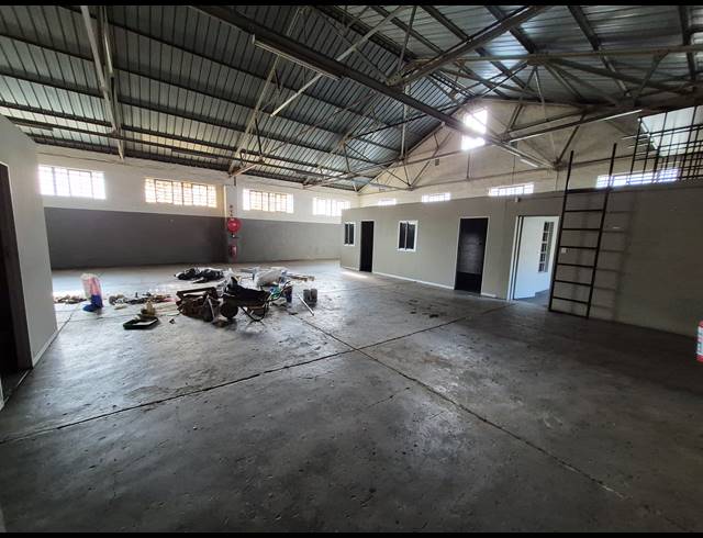 238M² WAREHOUSE TO LET IN CITY DEEP